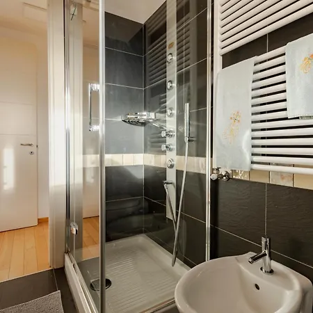 Apartman Iris -due Ampie Terrazze Vista Duomo *